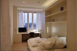 Stilvolles Miniapartment mit Concierge-Service und Fitnessbereich im Herzen der Stadt