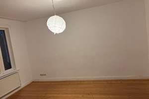 Zu vermieten: Helle 2-Zimmer-Dachgeschosswohnung mit Balkon in Hamburg-Schnelsen (61 m²) – Die vollständige Adresse der Immobilie erhältst du vom Anbieter., 22457 Schnelsen, Hamburg – Vorschaubild 10