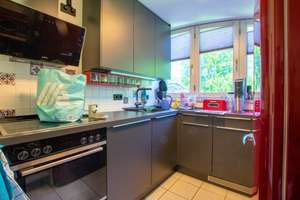 Ruhige 2-Zimmer-Wohnung in grüner Wohnlage von München-Waldtrudering – Die vollständige Adresse der Immobilie erhältst du vom Anbieter., 81827 Waldtrudering, München – Vorschaubild 4