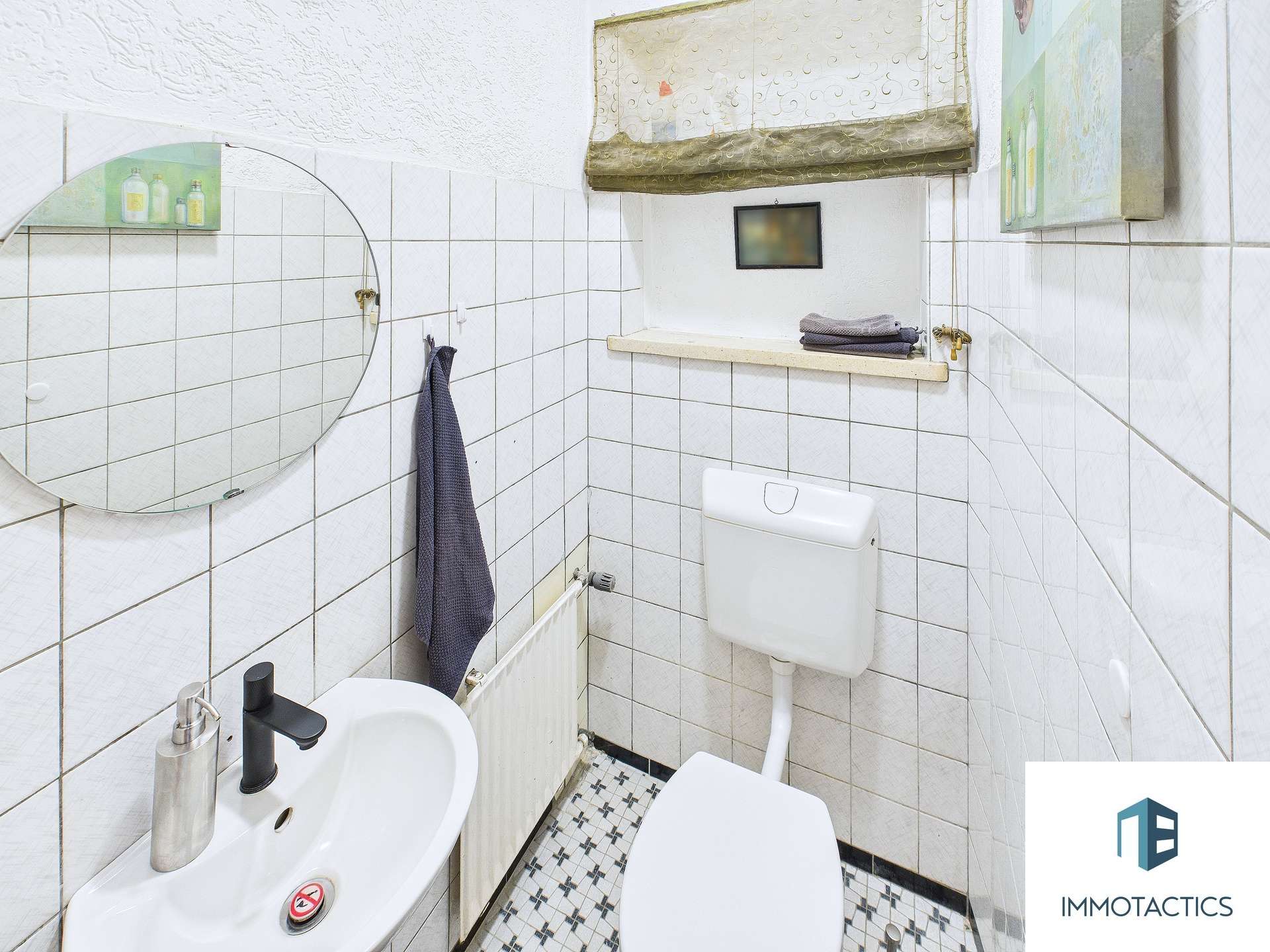 Immobilie in Guldental - Einfamilienhaus mit umlaufendem Balkon und zwei großen Maxi-Garagen und Weitblick in Guldental - Bild 1