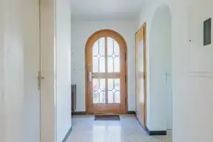 Ruhig & zentrumsnah: Charmantes Familienhaus mit schönem Garten zum Sanieren! – Südliche Weinstraße (Kreis) – Vorschaubild 3