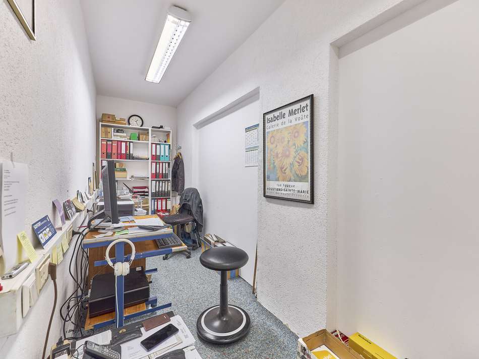 16 Büro-Lager Gewerbefläche EG