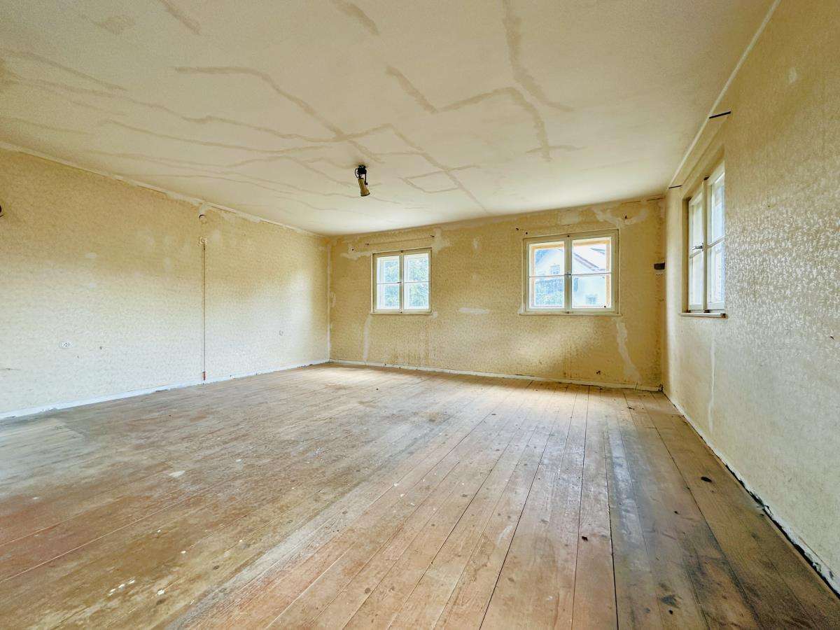 Immobilie in Lechbruck a.See - TRADITION - RESTAURIERUNG - DENKMALSCHUTZ - Wohnhaus mit landwirtschaftlichem Anbau in Lechbruck - Bild 0