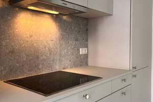 Erstbezug nach umfangreicher Sanierung 🧱 City Lage inkl aller Vorzüge ! Balkon / Küche u.v.m – Kriegerstrasse 10, 70191 Heilbronner Straße, Stuttgart – Vorschaubild 2