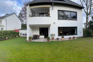 Lichtdurchflutete Erdgeschosswohnung in traumhafter Rheinnähe