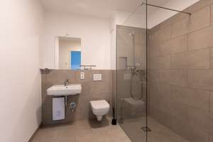 Exklusives Familienwohnen mit Terrasse im Nine West Living! Großzügige 5-Zimmer-Wohnung mit Terrasse – Die vollständige Adresse der Immobilie erhältst du vom Anbieter., 14612 Falkensee – Vorschaubild 9