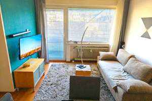 **UNTERBILK NÄHE MEDIENHAFEN**RUHIGES APARTMENT MIT GROßEM SONNENBALKON, LIFT & TG INKLUSIVE ** – 40221 Bilk, Düsseldorf – Vorschaubild 1