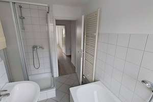 Ihr neues Wohlfühldomizil: Gepflegte 3-Zimmer-Wohnung mit Einbauschränken & Balkon – Lahrkampstraße 17, 33104 Schloß Neuhaus, Paderborn – Vorschaubild 8