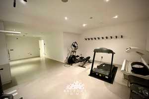AB IN DEN POOL! EINMALIGE VILLA IM STEIGERWALD ZU VERKAUFEN – LUXUS, DESIGN & SMART HOME! – Lerchenweg 4, 91483 Neustadt a.d. Aisch-Bad Windsheim (Kreis) – Vorschaubild 22