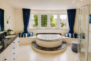 Exklusive Familienvilla mit parkähnlichem Garten und Einliegerwohnung – Die vollständige Adresse der Immobilie erhältst du vom Anbieter., 46238 Batenbrock, Bottrop – Vorschaubild 14