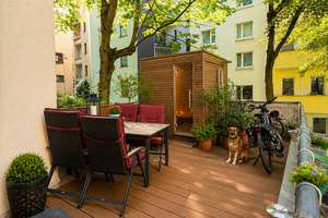 Kreuzviertel DELUXE - Hochparterre-Altbau mit Südterrasse, Sauna und Designküche