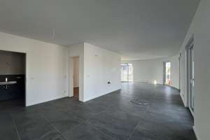 Zentral und ruhig, Sie können in Kürze einziehen. 3-ZKB Erdgeschosswohnung mit Terrasse  – Elser Kirchstraße 10a, 33106 Elsen, Paderborn – Vorschaubild 11