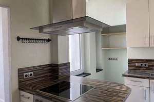 Großzügige, gut geschnittene 3-Zi-Wohnung mit Einbauküche und Balkon in zentraler Lage in Kiel Nord – Die vollständige Adresse der Immobilie erhältst du vom Anbieter., 24106 Wik, Kiel – Vorschaubild 7