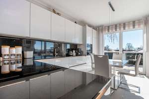 Wohnen mit Weitblick: Elegantes Penthouse über den Dächern von Schneverdingen inkl. Stellplatz – Die vollständige Adresse der Immobilie erhältst du vom Anbieter., 29640 Schneverdingen – Vorschaubild 3