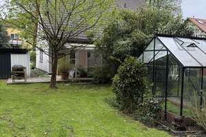 Von privat: Freistehendes Einfamilienhaus, aufgeteilt in 2 Wohnungen, 1150 qm Grundstück in Schildow – Gartenstraße 7, 16552 Mühlenbecker Land – Vorschaubild 2