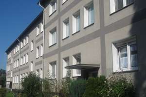 Renovierte und zentrale 2,5-Zi-Whg. ab sofort vermietbar!