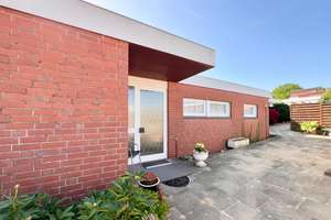 Charmanter Bungalow mit geschütztem Innenhof und Garage in begehrter Lage von Bielefeld-Großdornberg – Die vollständige Adresse der Immobilie erhältst du vom Anbieter., 33619 Dornberg, Bielefeld – Vorschaubild 3