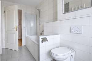 I Kapitalanlage Leipzig-Lindenau | vermietete 2-RW Altbauwohnung mit Balkon und Parkett I – Queckstraße 3, 4177 Altlindenau, Leipzig – Vorschaubild 14