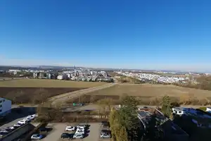 Property thumbnail 9