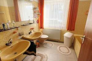 Großzügiges EFH/ZFH in Heiligenstadt mit Garten und Doppelgarage – Die vollständige Adresse der Immobilie erhältst du vom Anbieter., 91332 Heiligenstadt in Oberfranken – Vorschaubild 8