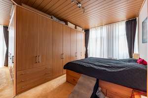 Frankfurt-Ostend: Gepflegte 4-Zimmer-Maisonettewohnung im historischen Altbaucharme - direkt an der  – 60314 Ostend, Frankfurt am Main – Vorschaubild 12