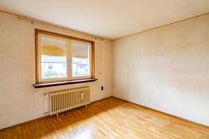 Geräumiges Ein-, Zweifamilienhaus mit Keller und Garage in Garbsen-Stelingen *Erbpacht* – Hannover (Kreis) – Vorschaubild 11