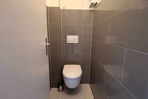 ***STUDENTEN AUFGEPASST-PERFEKTE 3 ZIMMER WG WOHNUNG MIT GROßER TERRASSE*** – Lindemannstraße 39, 40237 Düsseltal, Düsseldorf – Vorschaubild 9