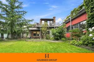 Gartenidylle hinter dem Haus: 2 Wohnungen, Dachterrasse, Hallen & eigener Teich