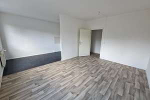 1-Zimmer-Wohnung im 3. Obergeschoss zu vermieten – Ringstraße 63, 4209 Grünau-Mitte, Leipzig – Vorschaubild 4