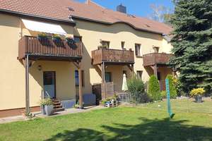 2 Raumwohnung mit Balkon im Grünen