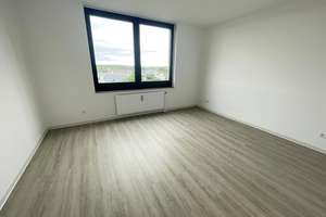 Willkommen in Ihrer frisch modernisierten Familien-Wohnung mit Balkon-Weitblick, Wannenbad, Gäste-WC – Friedensstraße 114a, 51145 Urbach, Köln – Vorschaubild 17