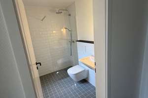  Exklusive kernsanierte Maisonettewohnung mit eigenem Garten, Terrasse, Kamin und Carport – Oberstraße 36-38, 45134 Rellinghausen, Essen – Vorschaubild 3
