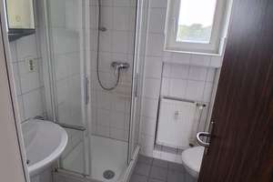 renovierte 2-Zimmer, KDB in Dortmund-Dorstfeld – Planetenfeldstr. 108, 44379 Dorstfeld, Dortmund – Vorschaubild 2