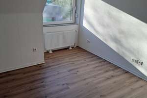 ruhige Maisonette-Wohnung, 3 1/2 Zimmer, ca. 96 qm, Balkon, EBK, Keller in Brhv.-Wulsdorf – Lindenallee 51, 27572 Wulsdorf, Bremerhaven – Vorschaubild 27