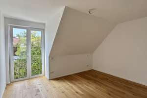 ***TOP-Kapitalanlage - 2 ZKB Galeriewohnung - Balkon mit Ausblick*** – Die vollständige Adresse der Immobilie erhältst du vom Anbieter., 93053 Oberisling-Graß, Regensburg – Vorschaubild 4