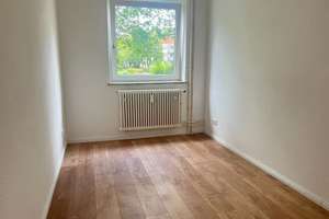 Stilvolle 3-Zimmer Erdgeschosswohnung mit Balkon in SZ-Lebenstedt! – 38226 Lebenstedt, Salzgitter – Vorschaubild 4