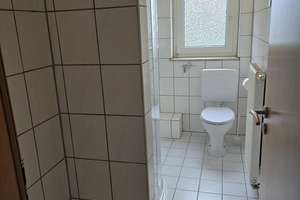 Kapitalanleger oder Eigennutzer!
Bezugsfertige 3.Z. Eigentumswohnung im 1. OG mit Garage in Essen! – 45355 Bochold, Essen – Vorschaubild 16