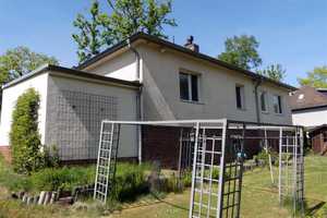 Hermsdorf! Gepflegter Massivbungalow in idyllischer Fließtallage mit zwei Garagen – Berlin – Vorschaubild 5