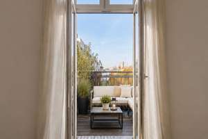 Wunderschönes Loft nahe Ludwig-Kirch-Platz! Exkl. u. hochwertige Ausstattung, 4. OG, Aufzug, EBK uvm – Die vollständige Adresse der Immobilie erhältst du vom Anbieter., 10719 Wilmersdorf, Berlin – Vorschaubild 2