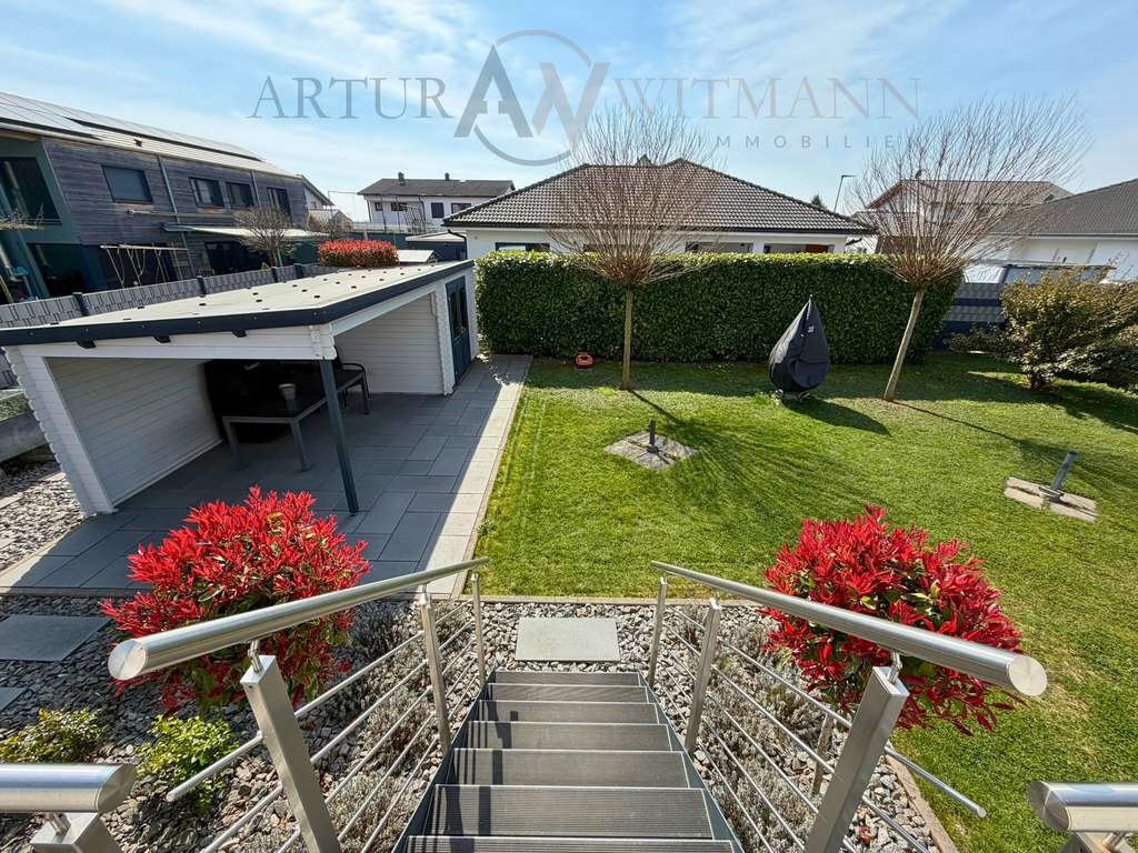 Immobilie in Schwanau - Selten am Markt: Einfamilienhaus mit Einliegerwohnung + extra Einheit | Baujahr 2017 - Bild 0