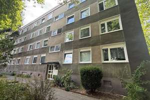 2 Zimmerwohnung mit Balkon sucht nette Mieter!