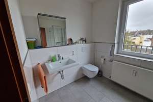 Großzügige 2-Zimmer-Wohnung mit umlaufenden Balkon, Terrasse  und  modernisiertem Bad – Die vollständige Adresse der Immobilie erhältst du vom Anbieter., 41061 Eicken, Mönchengladbach – Vorschaubild 7