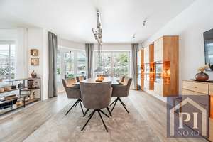 Architektenhaus in Bestlage: ruhig, geschützt, stadtnah am See.
Courtagefrei für den Käufer – Die vollständige Adresse der Immobilie erhältst du vom Anbieter., 24223 Schwentinental – Vorschaubild 8