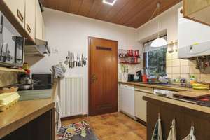 Kleine Oase: Gepflegtes Reihenmittelhaus mit Garten in Citylage – Die vollständige Adresse der Immobilie erhältst du vom Anbieter., 41236 Rheydt, Mönchengladbach – Vorschaubild 4