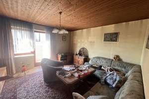 Renovierungsbed 2 Fam. Haus, 8 Zi. Doppelgarage m. Anbau Wfl. 148,20 m² Grund 2.536 m² – Rosenweg 9, 92521 Schwarzenfeld – Vorschaubild 22