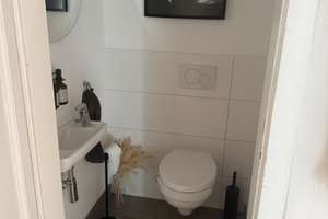 Helle 3-Zimmer Altbau-Wohnung im 3. OG mit Balkon in Mainz-Neustadt – Die vollständige Adresse der Immobilie erhältst du vom Anbieter., 55118 Neustadt, Mainz – Vorschaubild 8