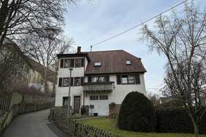 Charmantes Einfamilienhaus mit historischem Flair und großem Potenzial in Köngen – Esslingen (Kreis) – Vorschaubild 1
