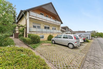 Zwei Häuser zum Preis von einem! Gelegenheit für Investoren