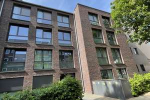 Helle 2-Zimmer Wohnung großem Garten und Einbauküche