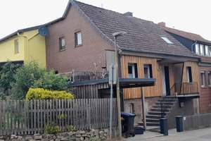 Charmantes Einfamilienhaus mit Einliegerwohnung – Im Höxter 26, 31840 Hessisch Oldendorf – Vorschaubild 3
